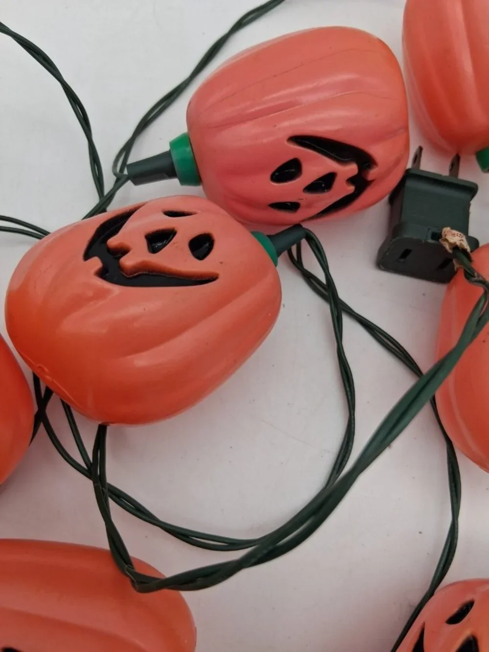 Vintage HALLOWEEN Pumpkin Blow Mold Light String 10 Count Orange Retro